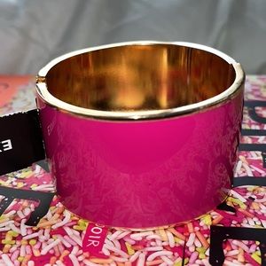 NWT Express Half Painted Snap Cuff Bracelet‎